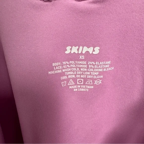 Skims Fits Everybody Lace Cami Bodysuit Petal XS NWT - Picture 10 of 10